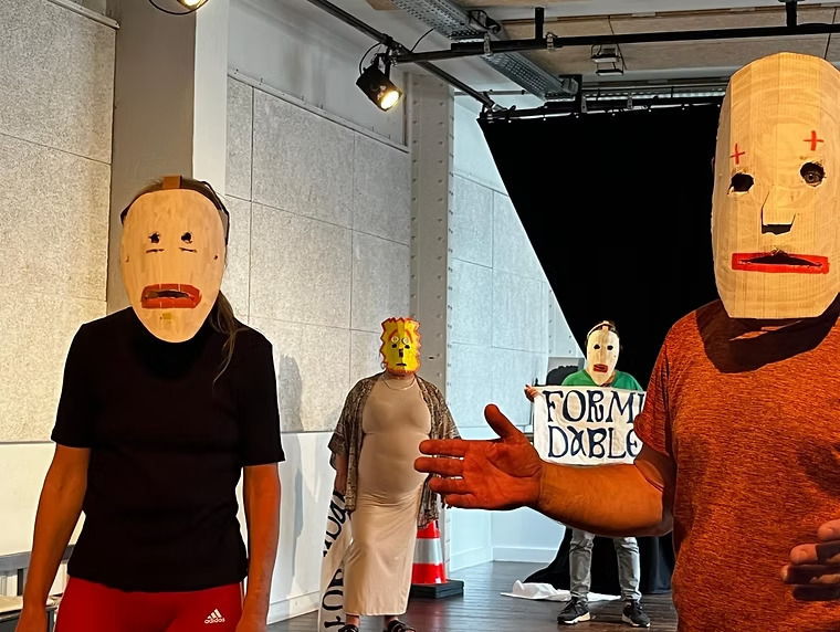 LES LÉGENDES DORÉES D'UN PETIT POÈTE AUTOROUTIER (KARNAVAL)