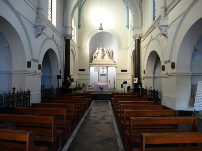 Visits and musical impromptu performances at the Church of the Sacred Heart