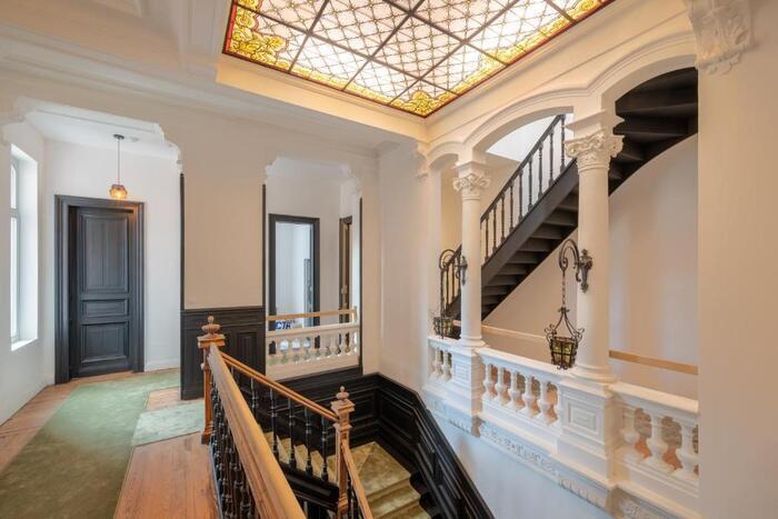 Poussez la porte d'une belle demeure, la maison Mimerel