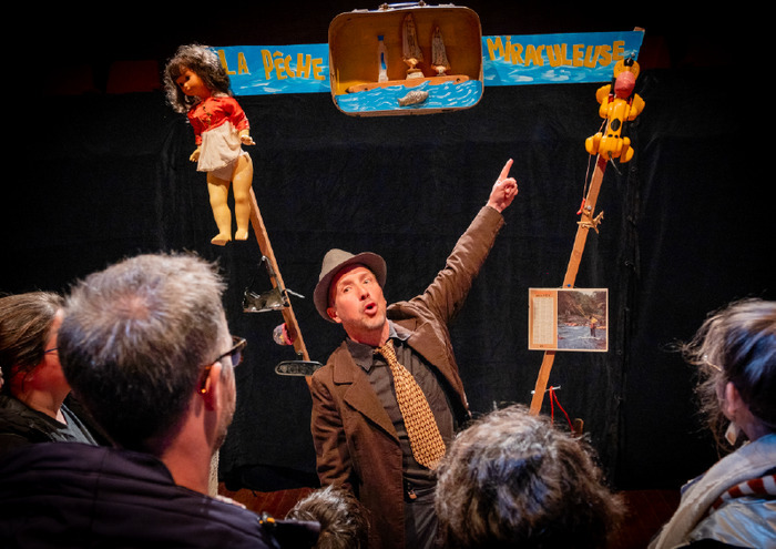 Le Barouf des Fabriques – Cie La Roulotte Ruche