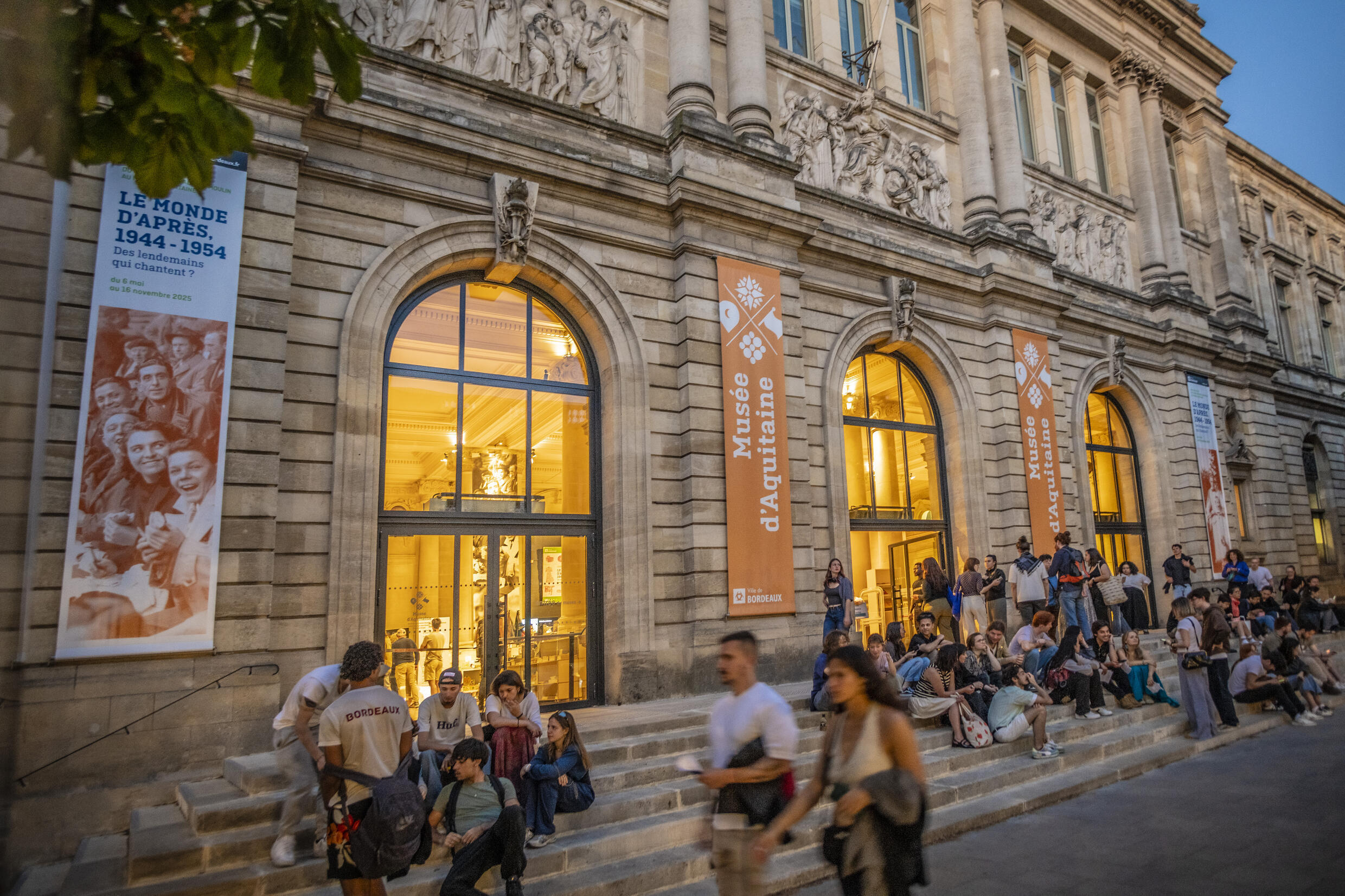 L'Histoire en scènes : théâtre d’improvisation dans les salles du musée.
